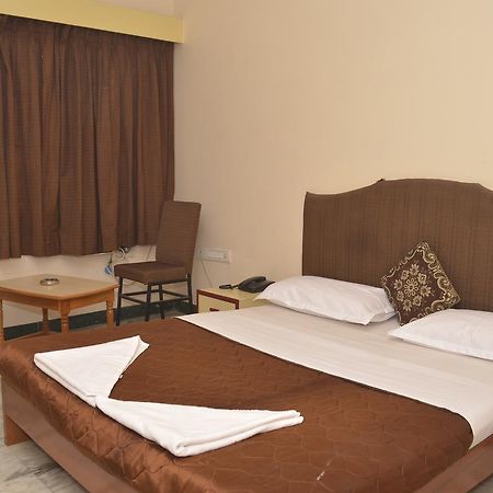 Hotel Sky Park Dindigul Luaran gambar